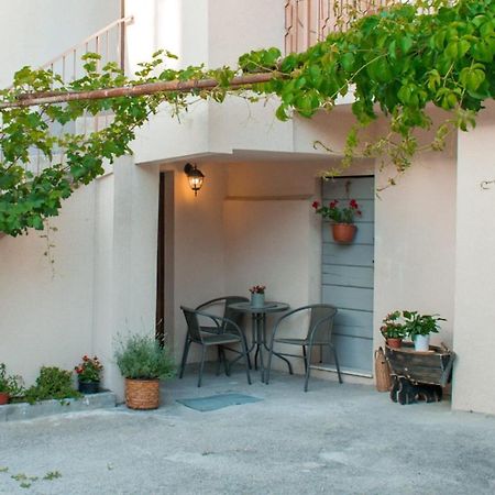 Apartman Karmen Διαμέρισμα Kaštela Εξωτερικό φωτογραφία