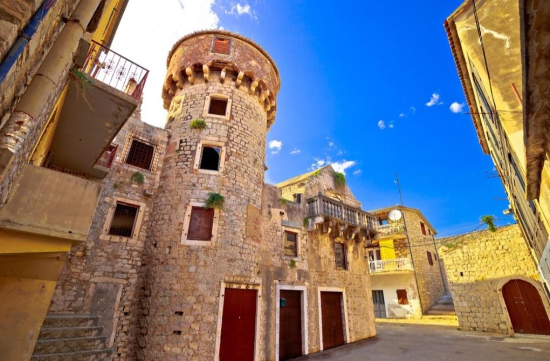 Apartman Karmen Διαμέρισμα Kaštela Εξωτερικό φωτογραφία