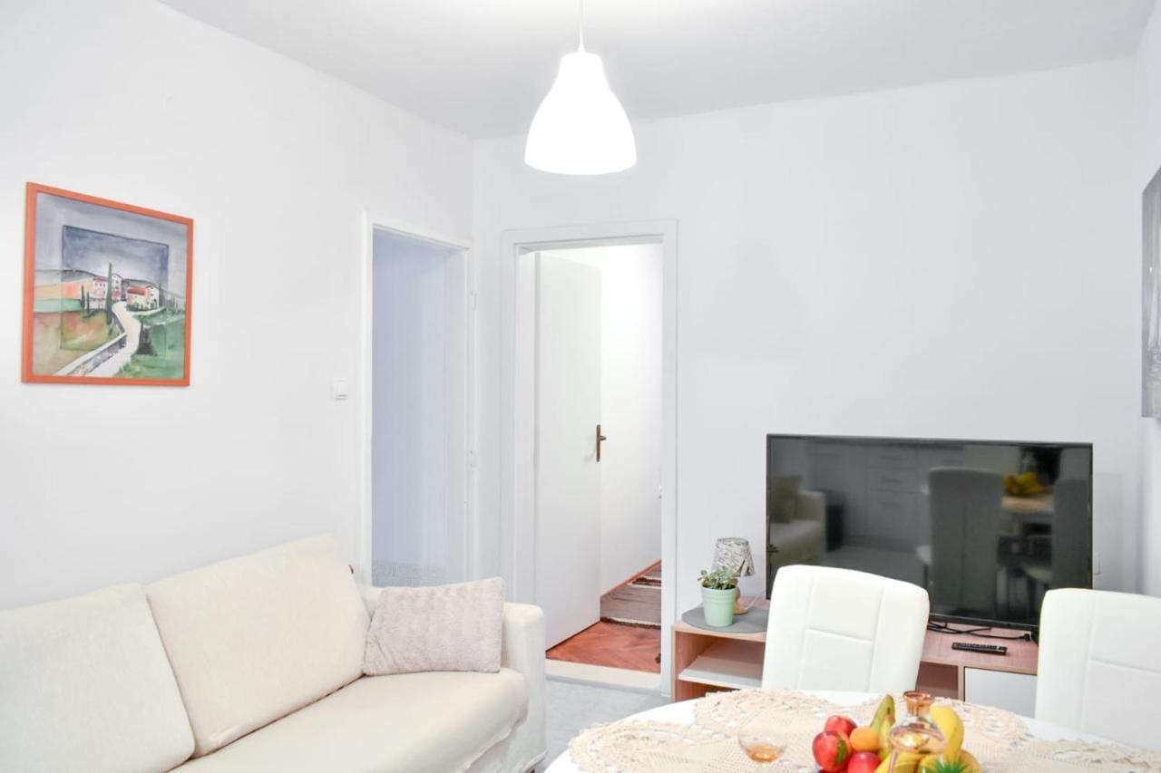 Apartman Karmen Διαμέρισμα Kaštela Εξωτερικό φωτογραφία